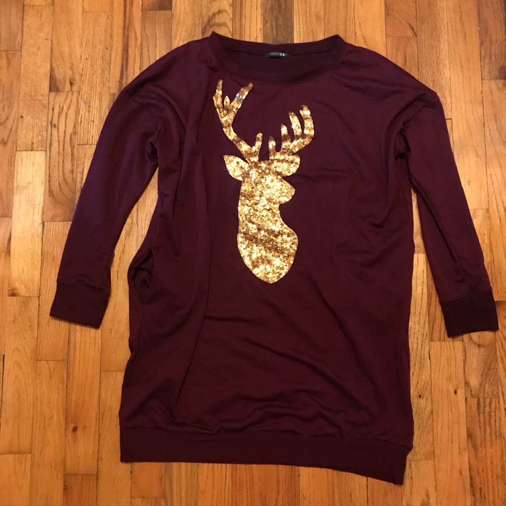 Comfy long, maroon sweater with pockets!